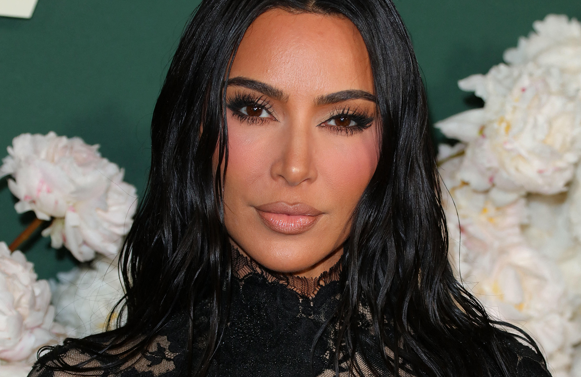 Kim Kardashian changes her look and chooses this trendy color - Elle