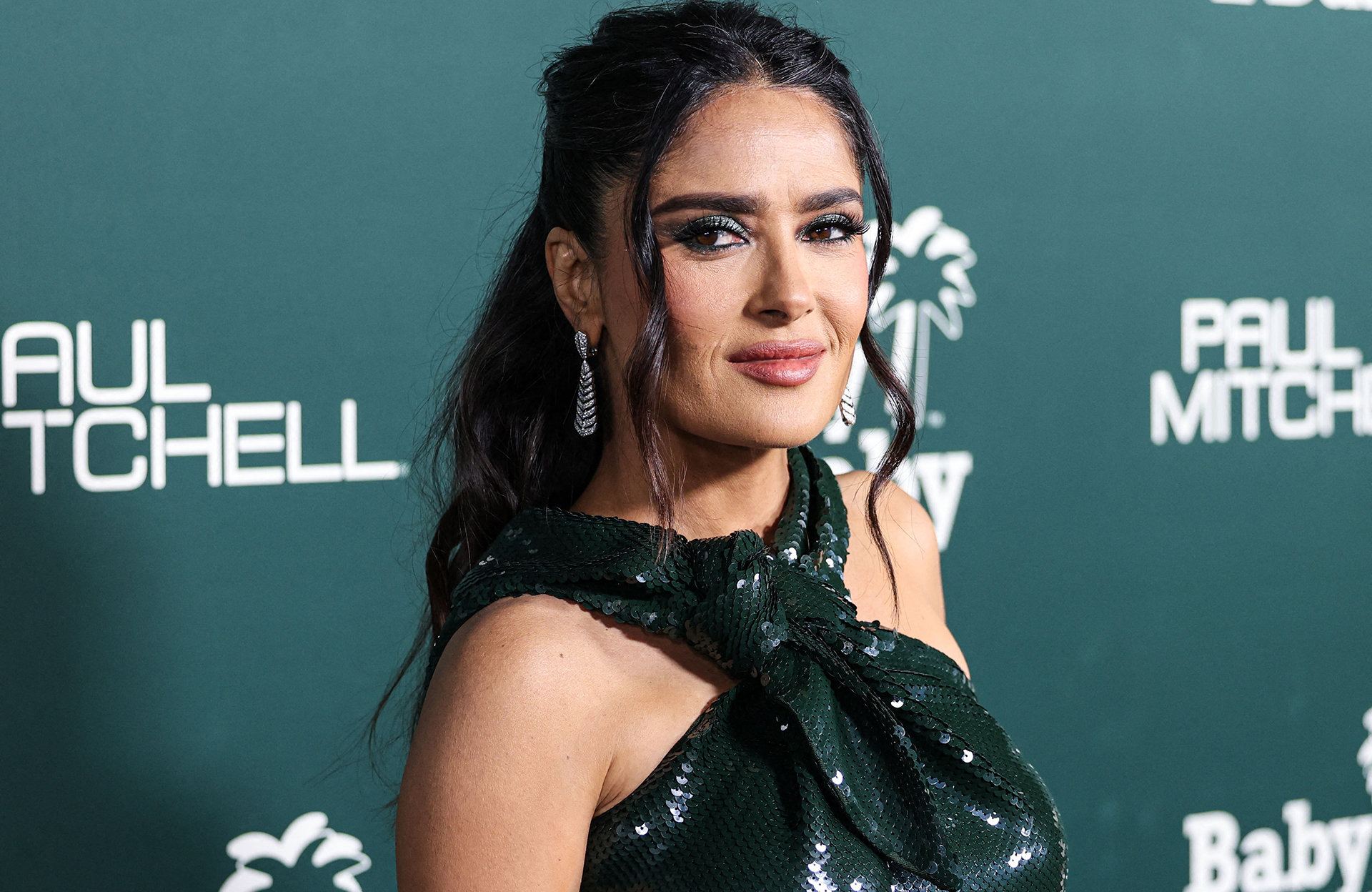 Salma Hayek: the name of her lipstick finally revealed - Elle