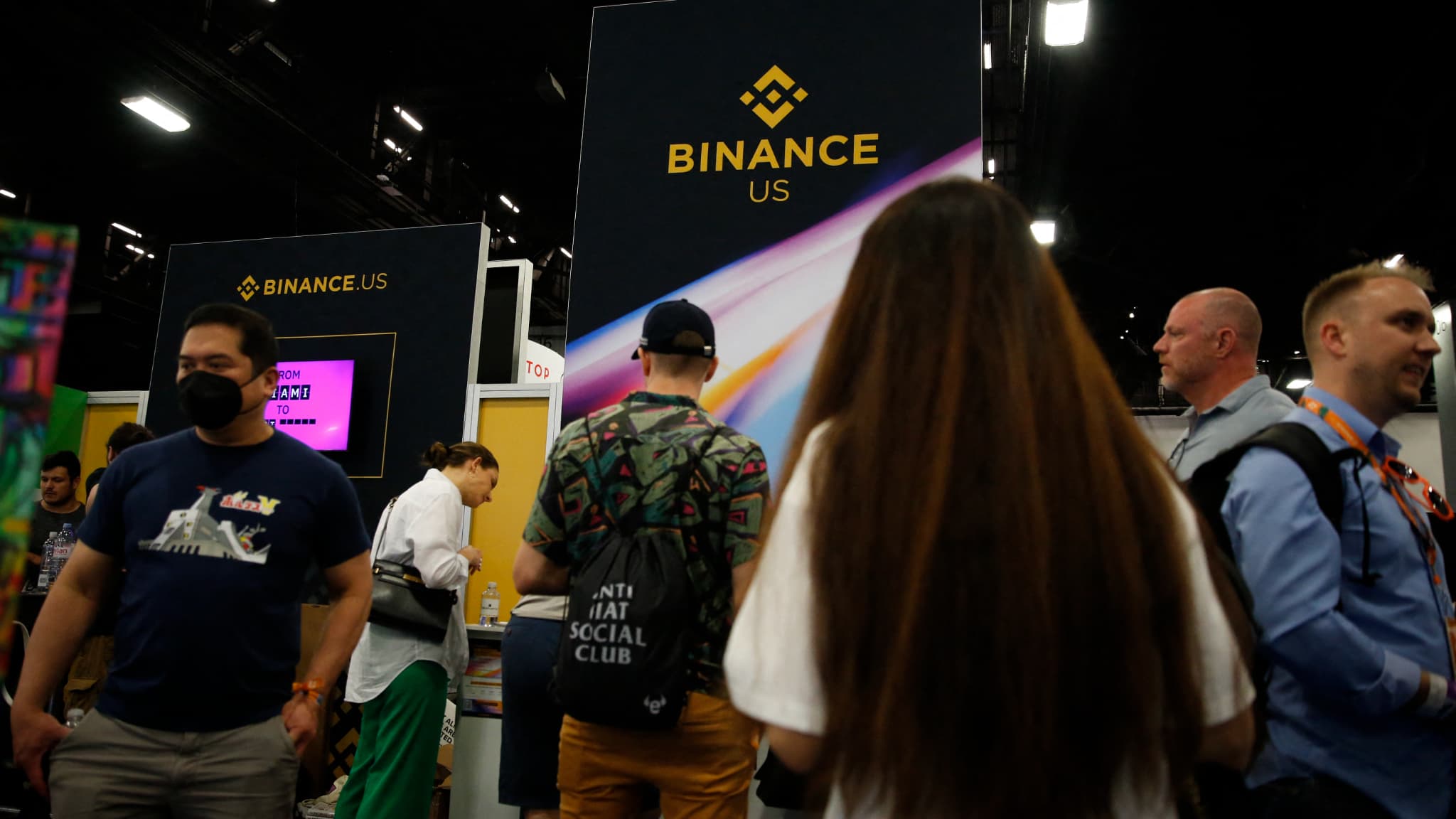 Crypto giant Binance again under pressure from the SEC